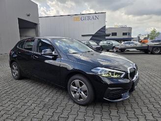 škoda osobní automobily BMW 1-serie 118i  / AUTOMAAT 2022/10
