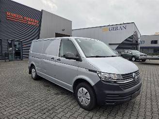Volkswagen Transporter 2.0TDi. 150PK - L2 H1 /  27000 KM / ZILVER / CLIMA picture 7