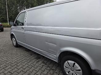 Volkswagen Transporter 2.0TDi. 150PK - L2 H1 /  27000 KM / ZILVER / CLIMA picture 5