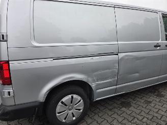 Volkswagen Transporter 2.0TDi. 150PK - L2 H1 /  27000 KM / ZILVER / CLIMA picture 13
