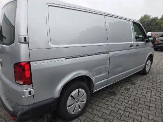 Volkswagen Transporter 2.0TDi. 150PK - L2 H1 /  27000 KM / ZILVER / CLIMA picture 12