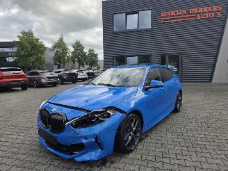 škoda osobní automobily BMW 1-serie 118i  M-SPORTPAKKET / PANO / SPORTSTOELEN 2021/4