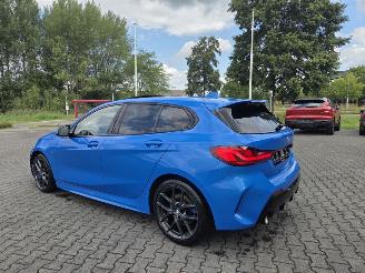 BMW 1-serie 118i  M-SPORTPAKKET / PANO / SPORTSTOELEN picture 4