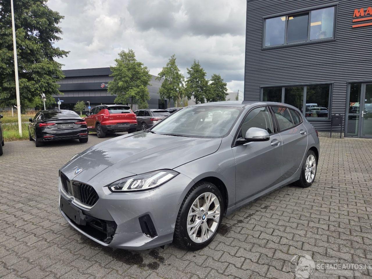 BMW 1-serie AUTOMAAT / NAVI / CAMERA / 22 DKM