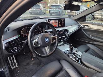 BMW 5-serie 520e P-HEV M-SPORT / 72 DKM picture 18