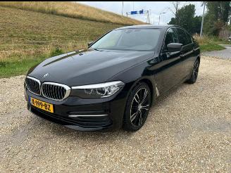 Vaurioauto  passenger cars BMW 5-serie 530e Performance/automaat/navi/clima 2017/3