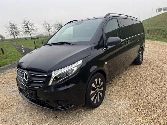 Damaged car Mercedes Vito eVito Tourer Pro L3 90 kWh/airco/navi 2022/1
