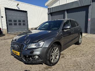 Schadeauto Audi Q5 2.0 TFSi Quattro Sport Edition /automaat/pano/camera/clima/navi 2015/11