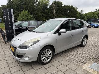 okazja samochody osobowe Renault Scenic 1.4 TCE Celsium 2010/11