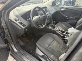 Ford Focus Wagon 1.0 Lease Edition picture 9
