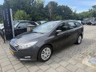 okazja samochody osobowe Ford Focus Wagon 1.0 Lease Edition 2018/6