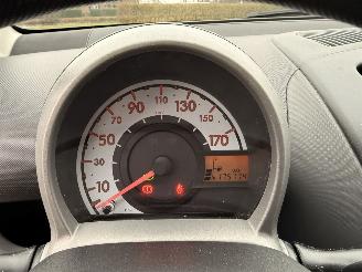 Toyota Aygo | AIRCO | APK TOT SEPT-2026 | RIJDENDE AUTO !! picture 11