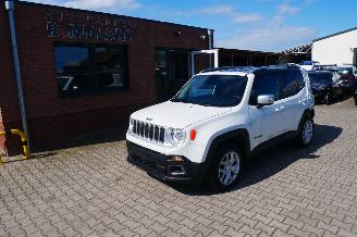 Damaged car Jeep Renegade LIMITED 4WD LEER AUTOMAAT 2017/4