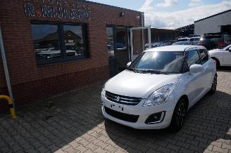Schadeauto Suzuki Swift  2017/2