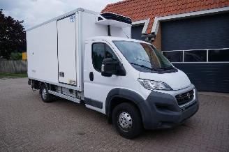 uszkodzony samochody osobowe Fiat Ducato KOEL_VRIES KOFFER MOTORSCHADE 2015/12