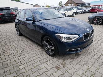 BMW 1-serie 120 D  X-DRIVE SPORTLINE picture 3