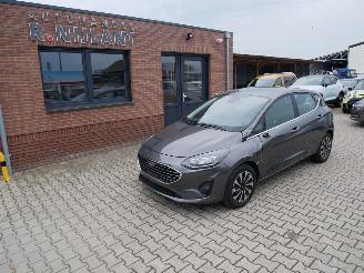 uszkodzony samochody osobowe Ford Fiesta TITANIUM 2024/3