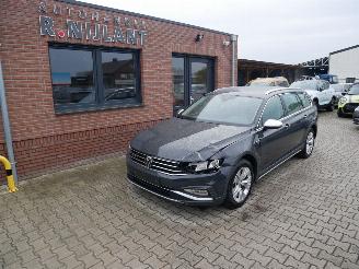 Damaged car Volkswagen Passat 2.0 TDI DSG 4-MOTION ALLTRACK ACC 2021/3