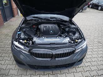 BMW 3-serie 330 D M-SPORT HUD ACC X-DRIVE LASER ALCANTARA picture 9