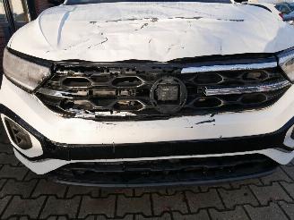 Volkswagen T-Roc R line 4 MOTION VIRTUAL COCKPIT picture 5