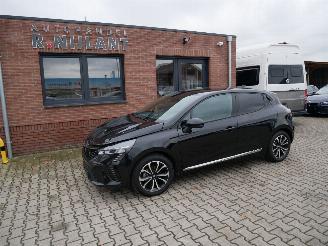Unfallwagen Renault Clio TECHNO 2025/2