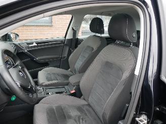 Volkswagen Golf HIGHLINE BI-XENON DSG ALCANTARA picture 9