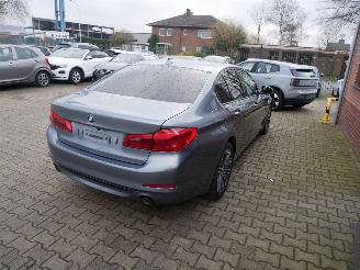BMW 5-serie 520 D SPORT LINE LED LEER SCHUIFDAK picture 3