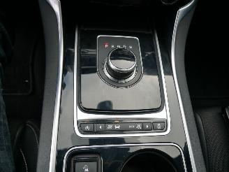 Jaguar XE R SPORT MOTOR ROOKT BIJ RIJDEN!!! picture 14