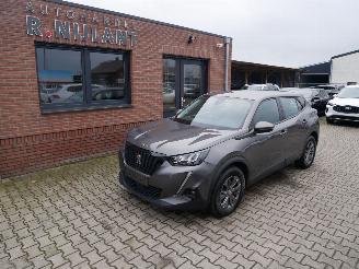 Damaged car Peugeot 2008 ACTIVE LED 2020/6