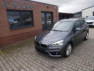Damaged car BMW 2-serie 218 d ACTIVE TOURER SPORT LINE LEER LED AUTOMAAT 2015/1