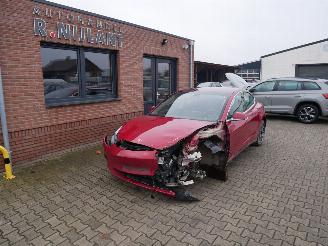 Coche accidentado Tesla Model 3 LONG RANGE DUAL AWD 2019/3