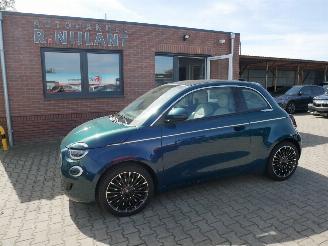 uszkodzony samochody osobowe Fiat 500E CABRIO LA PRIMA BY BOCELLI LEER LED 2023/5
