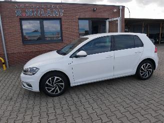 Vaurioauto  passenger cars Volkswagen Golf JOIN 2019/3