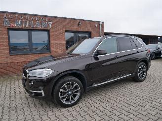 Schadeauto BMW X5 7-PERSOONS LEER XENON HEAD UP xDRIVE 2016/6