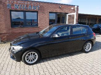 BMW 1-serie 116 D picture 1