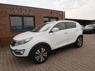 skadebil auto Kia Sportage AWD XENON LEER 2014/3