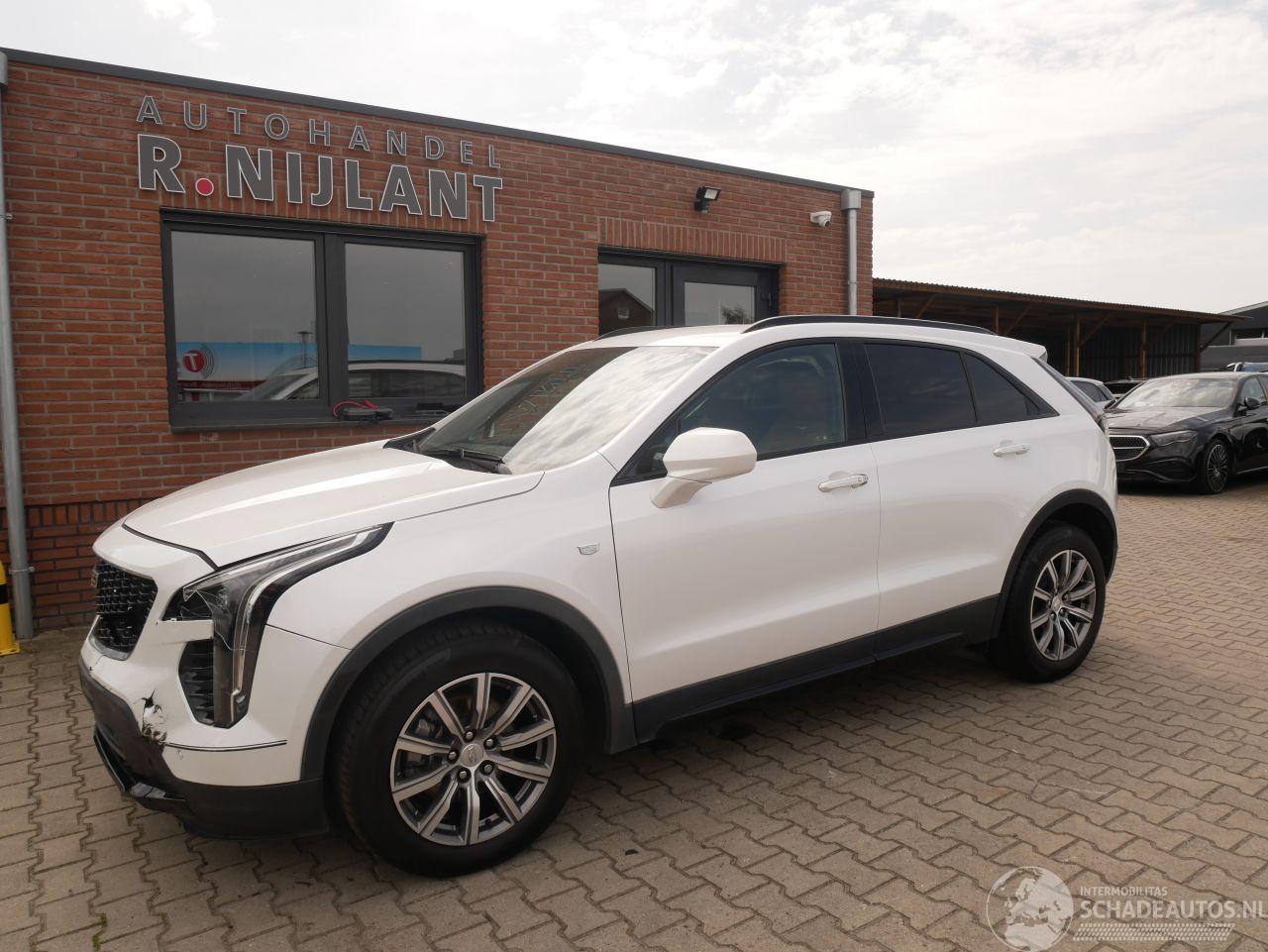 Cadillac XT4 AWD LEER LED