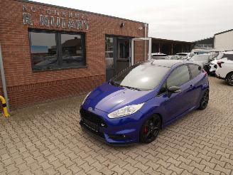 Schadeauto Ford Fiesta ST 2015/3