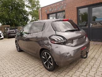 Peugeot 208 TECH EDITION AUTOMAAT. picture 4