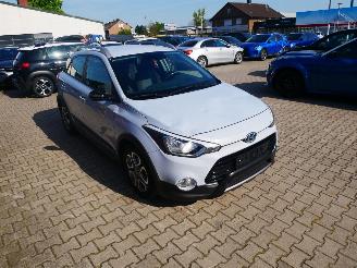 Hyundai I-20 ACTIVE picture 2