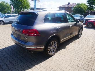 Volkswagen Touareg TERRAIN TECH 4 MOTION LEER XENON picture 3