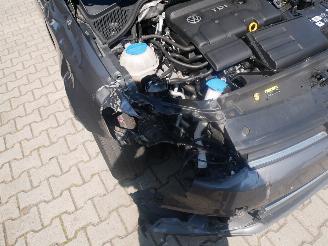 Volkswagen Polo HIGHLINE picture 9