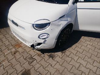 Fiat 500E LA PRIMA BY BOCELLI picture 7