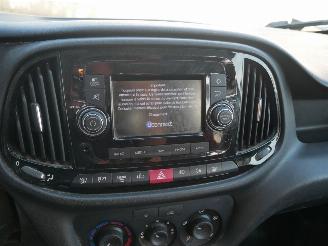 Fiat Doblo 5 PERSOONS MOTORSCHADE picture 11