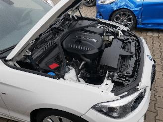 BMW 1-serie 118i EDITION M-SPORT SHADOW LEER LED picture 7