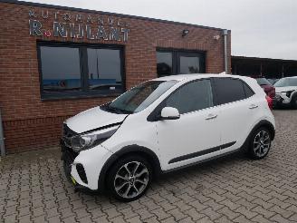 Vaurioauto  passenger cars Kia Picanto  2018/10