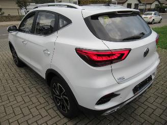 Voiture accidenté MG ZS MG  ZS 1.0T-GDI  10.700km!! Virtual-Cockpit Leer Navi Panorama-D Camera Keyless-Go..... 2023/5