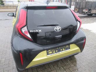 Toyota Aygo AYGO-X 1.0 32.300km Climat Navi Camera..... picture 4