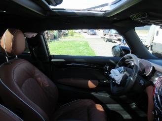 Mini Cooper 1.5 Aut.Climatronic Leer Navi Camera Panorama/Schuifdak Stoel-Verwarming... picture 21