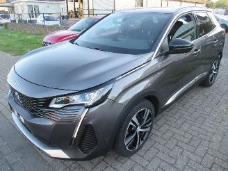 Damaged car Peugeot 3008 1.2 PureTech Aut GT-Line Climatronic HalfLeer Navi Camera StoelVerwarming Keyless-Go 2021/8